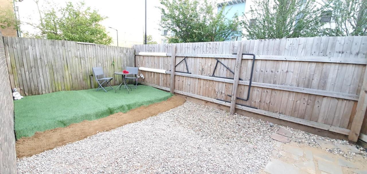 Trendy, Modern Garden Posh Peckham Apartment Londres Extérieur photo